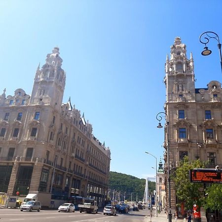 Petite Elegance Apartment Budapeste Exterior foto