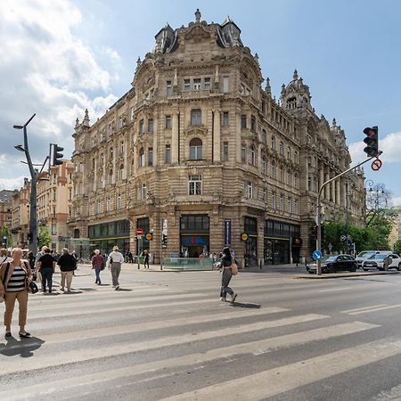 Petite Elegance Apartment Budapeste Exterior foto