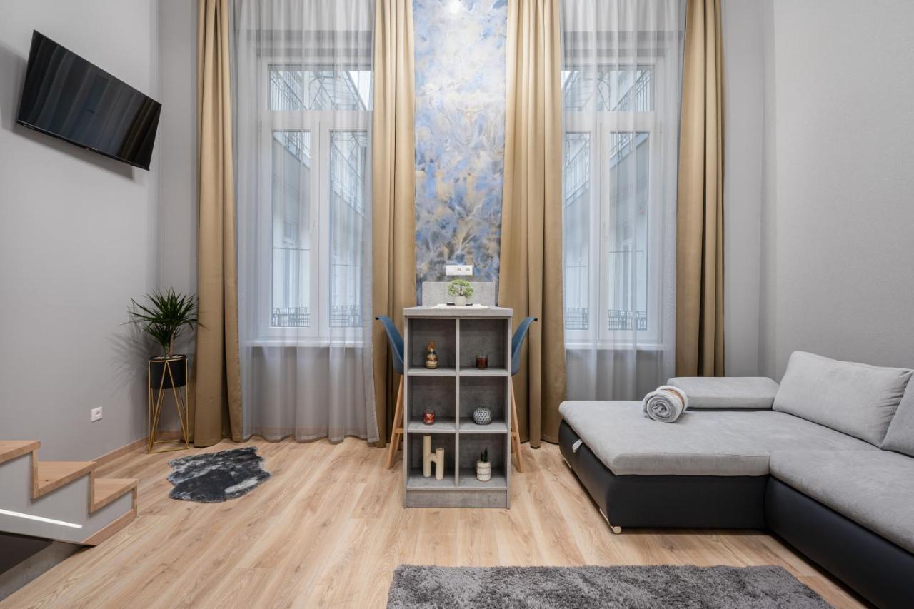 Petite Elegance Apartment Budapeste Exterior foto